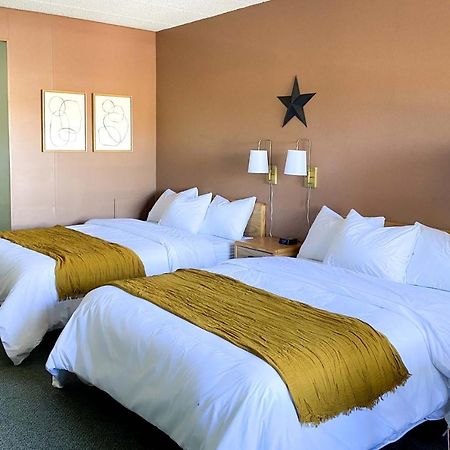 The Benson Motel - Benson, Mn - Us-12 Hwy Екстер'єр фото